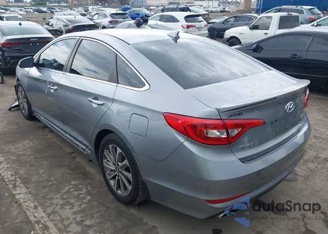2015 Hyundai Sonata Sport z USA, uszkodzony, nr VIN 5NPE34AF6FH243590